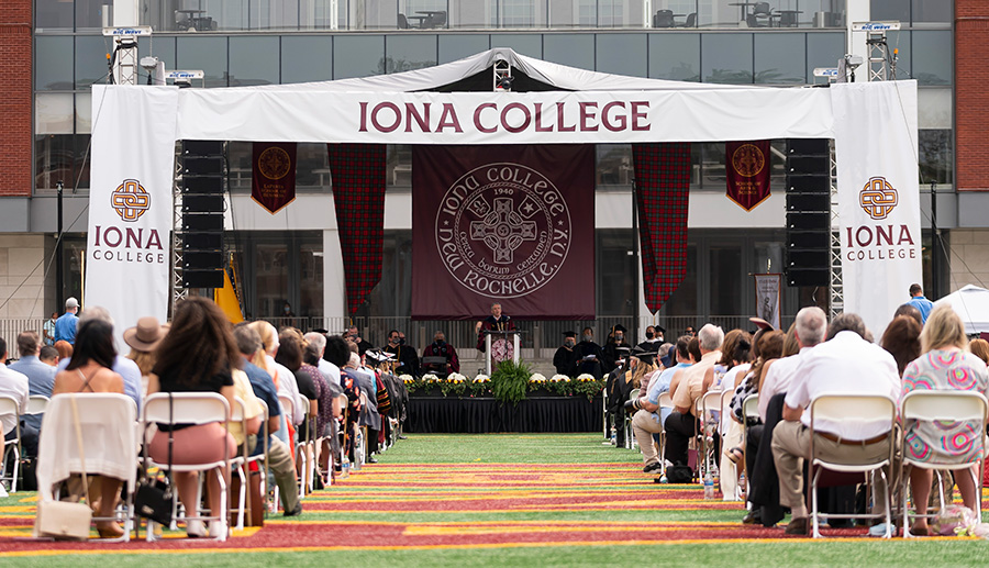 President Carey addresses the crowd at the 2021 in-person recognition ceremony.