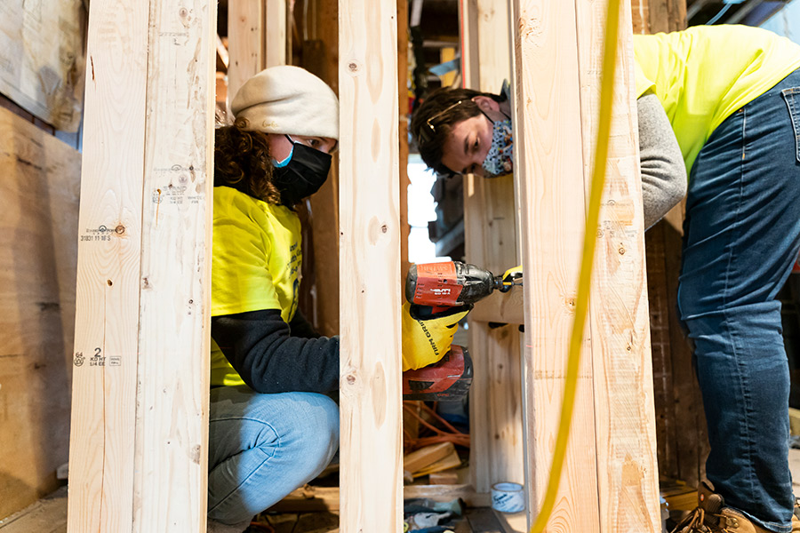 Students build for Habitat for Humanity.